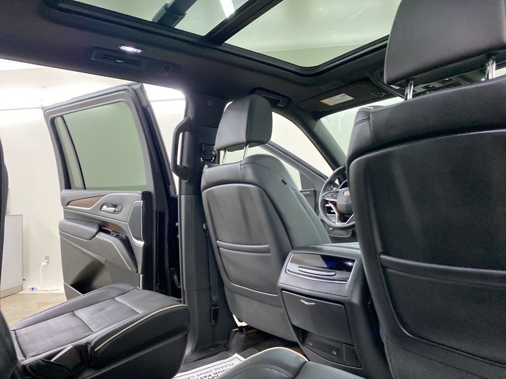 2023 Cadillac Escalade ESV Premium Luxury