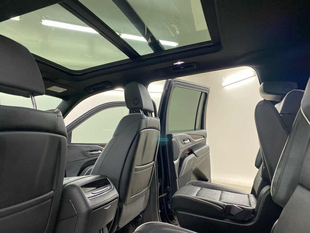 2023 Cadillac Escalade ESV Premium Luxury