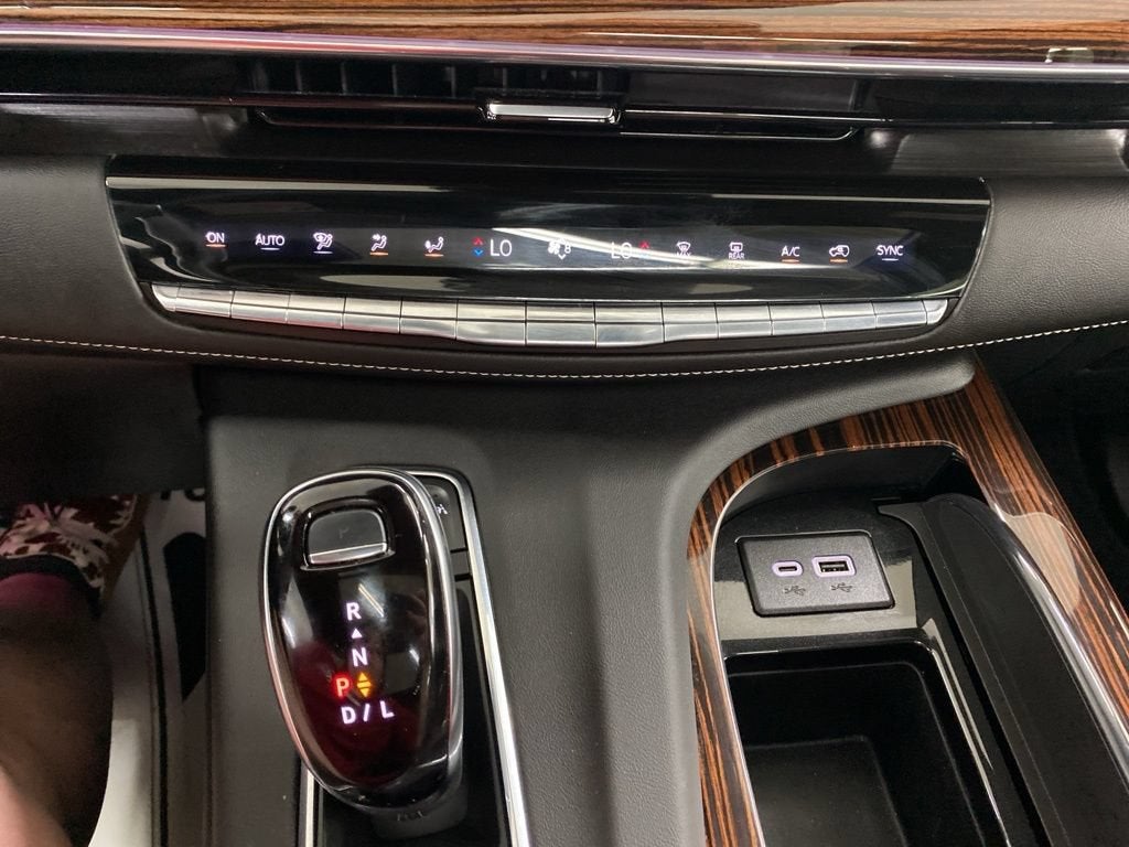 2023 Cadillac Escalade ESV Premium Luxury