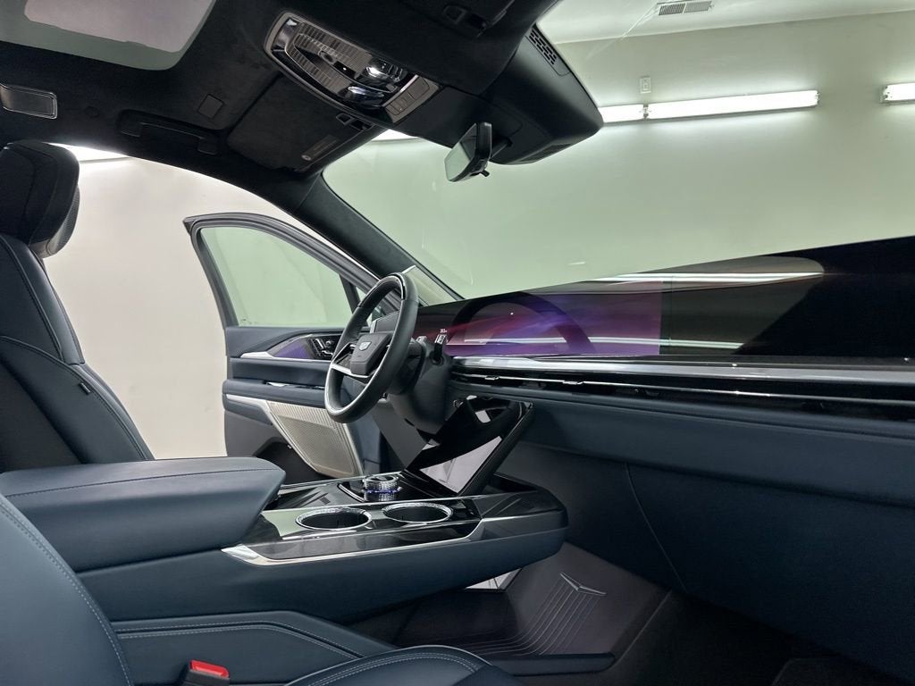 2025 Cadillac ESCALADE IQ Luxury 2