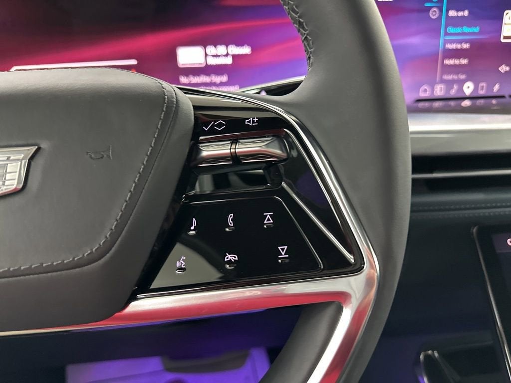 2025 Cadillac ESCALADE IQ Luxury 2