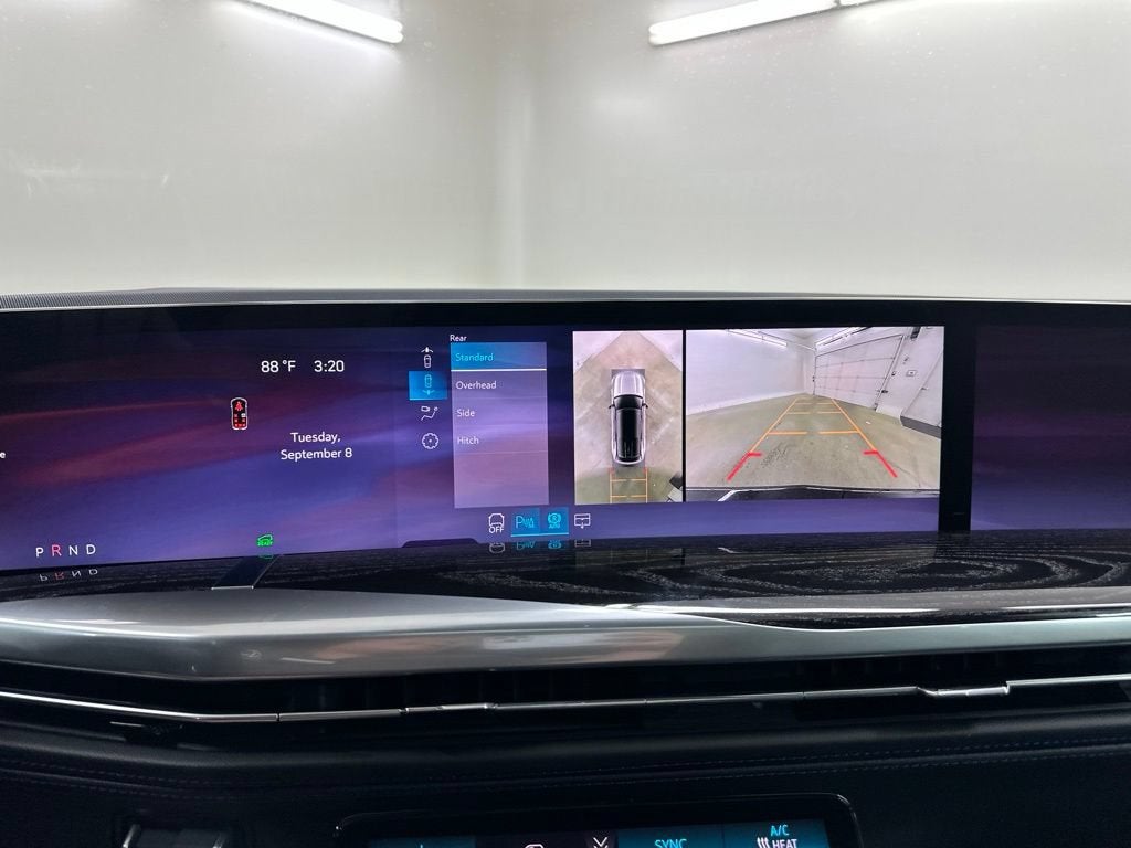2026 Cadillac ESCALADE IQ Sport