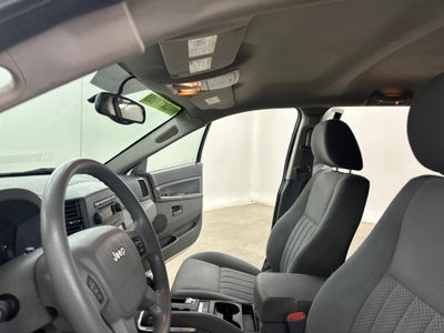 2005 Jeep Grand Cherokee Laredo