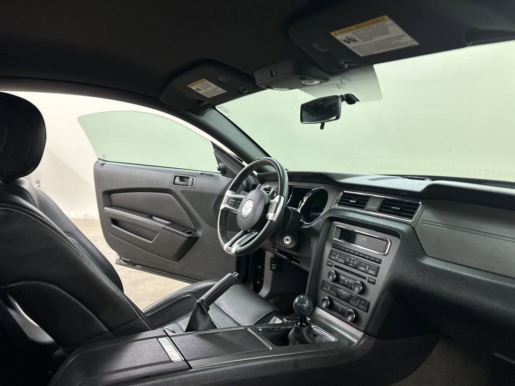 2014 Ford Mustang V6