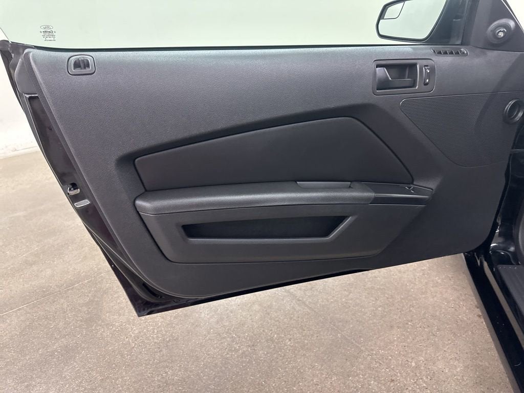 2014 Ford Mustang V6