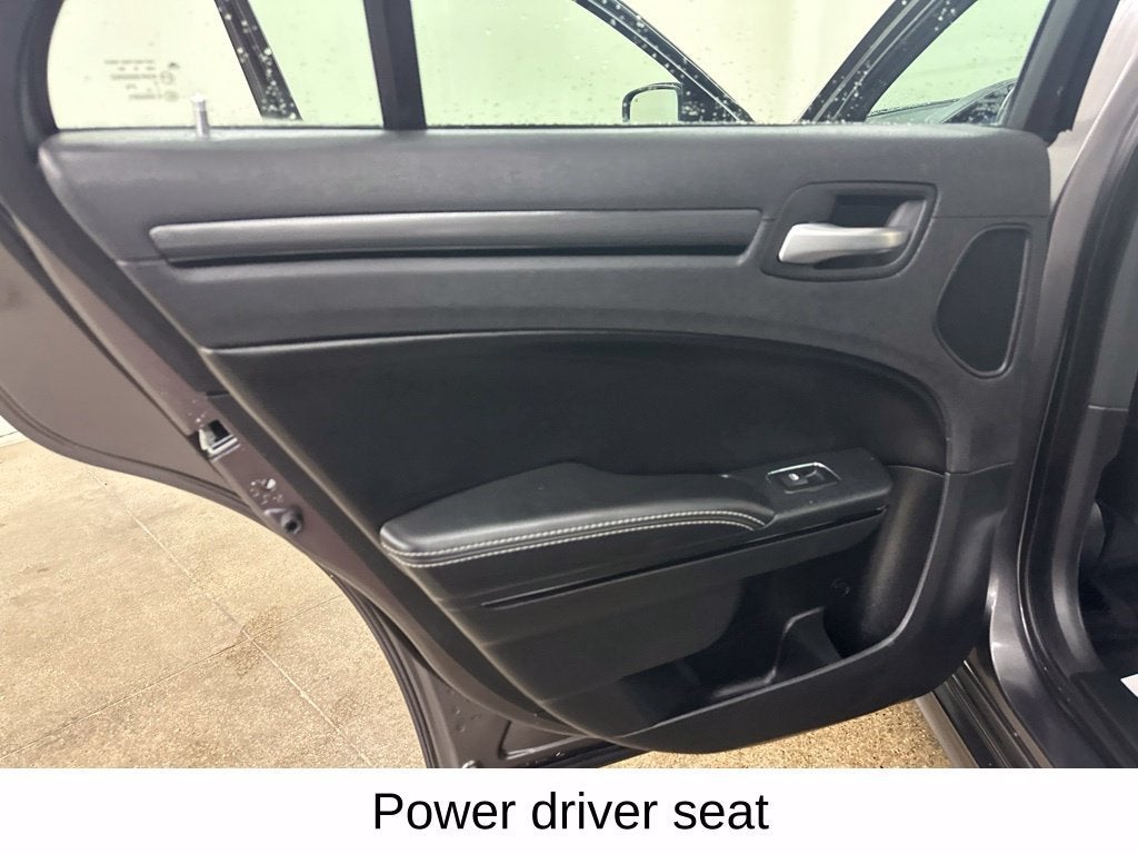 2016 Chrysler 300 300S