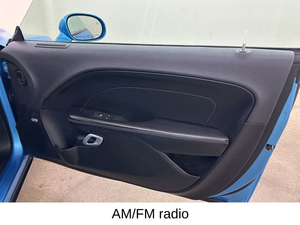 2015 Dodge Challenger SXT Plus