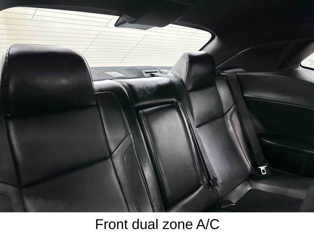 2015 Dodge Challenger SXT Plus