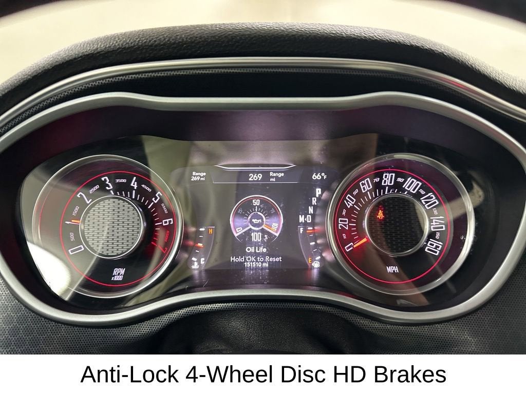 2015 Dodge Challenger SXT Plus