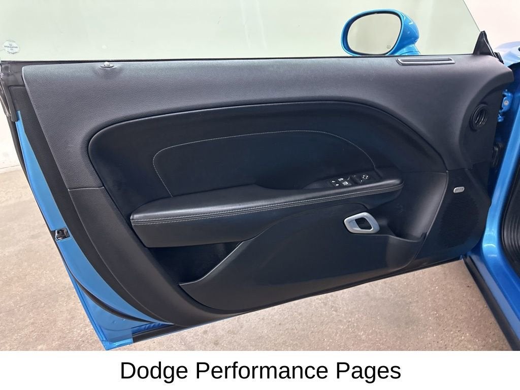 2015 Dodge Challenger SXT Plus