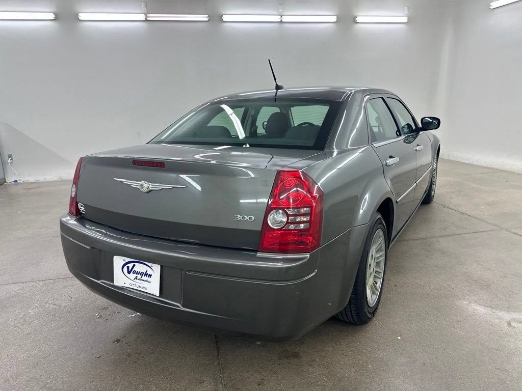 2008 Chrysler 300 LX