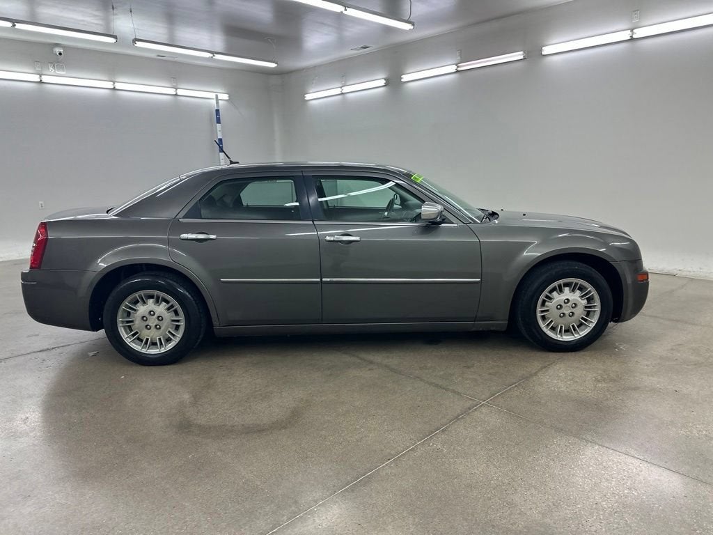2008 Chrysler 300 LX