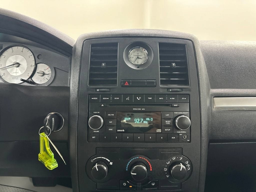 2008 Chrysler 300 LX