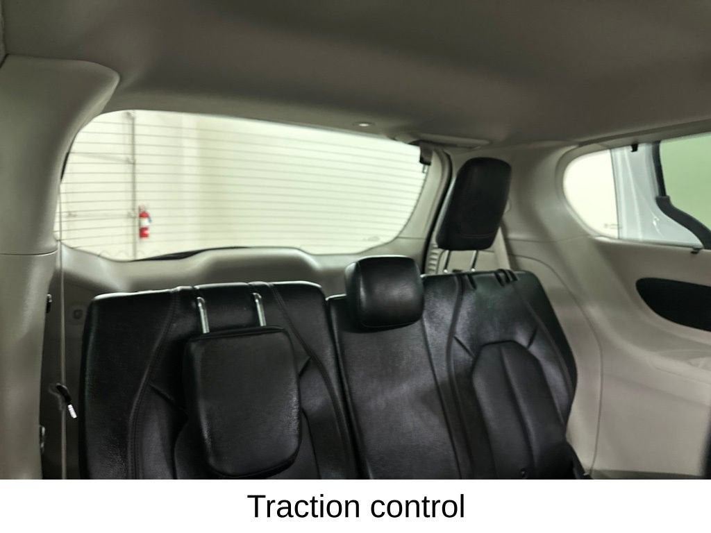 2020 Chrysler Pacifica Touring L