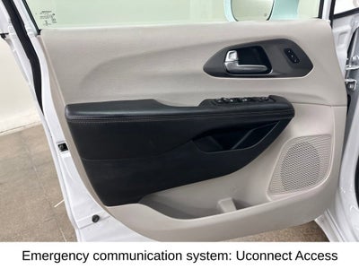 2020 Chrysler Pacifica Touring L