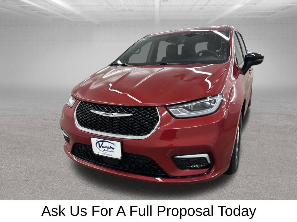 2025 Chrysler Pacifica Select