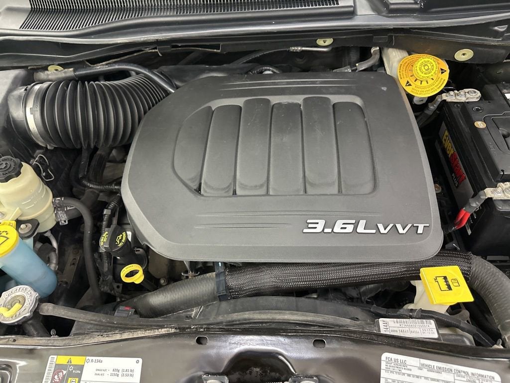 2016 Chrysler Town & Country Touring