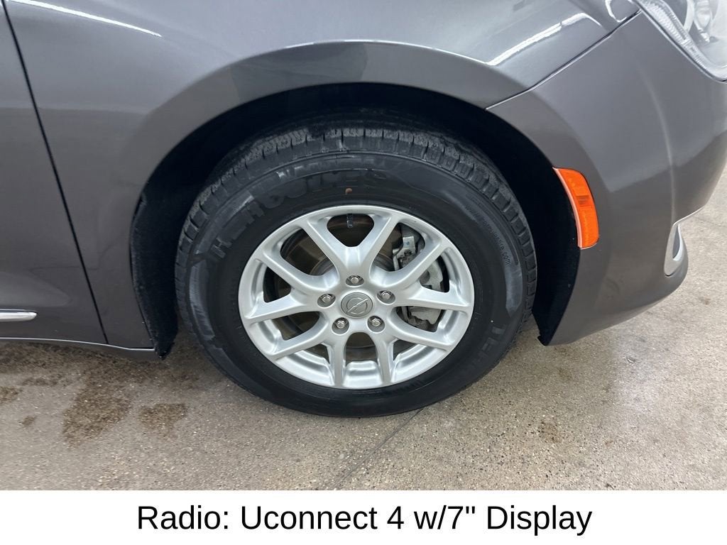 2020 Chrysler Pacifica Touring L