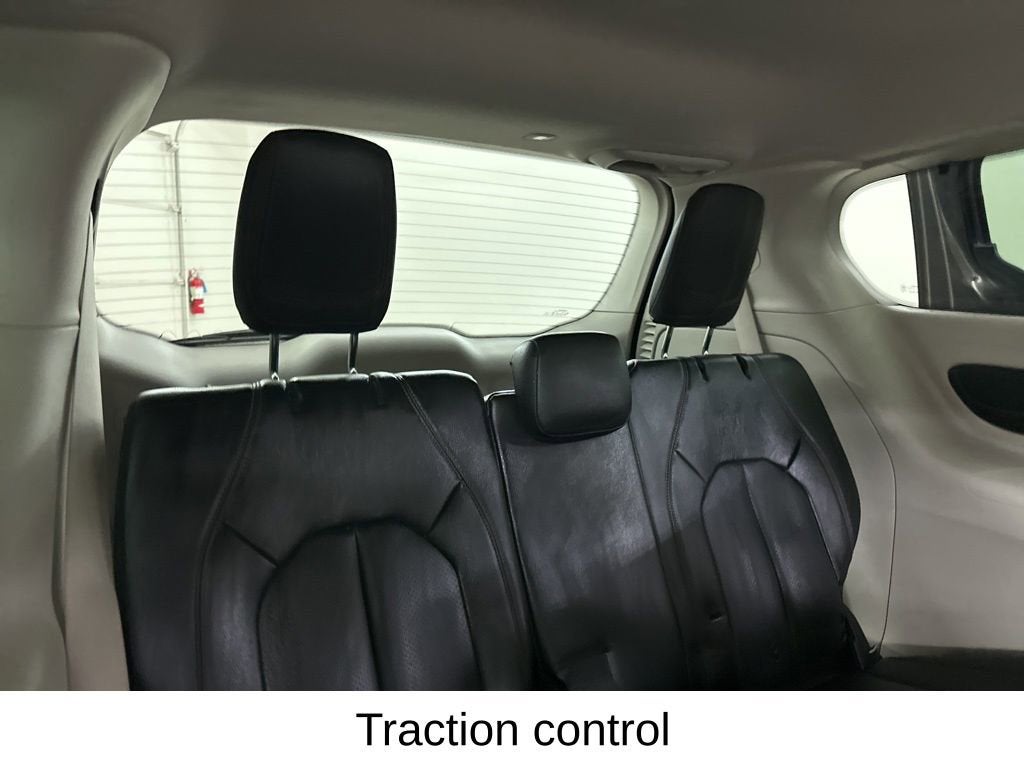 2020 Chrysler Pacifica Touring L