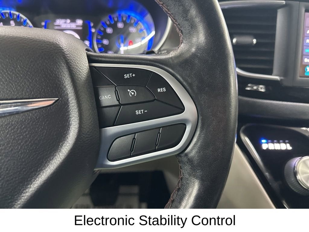 2020 Chrysler Pacifica Touring L