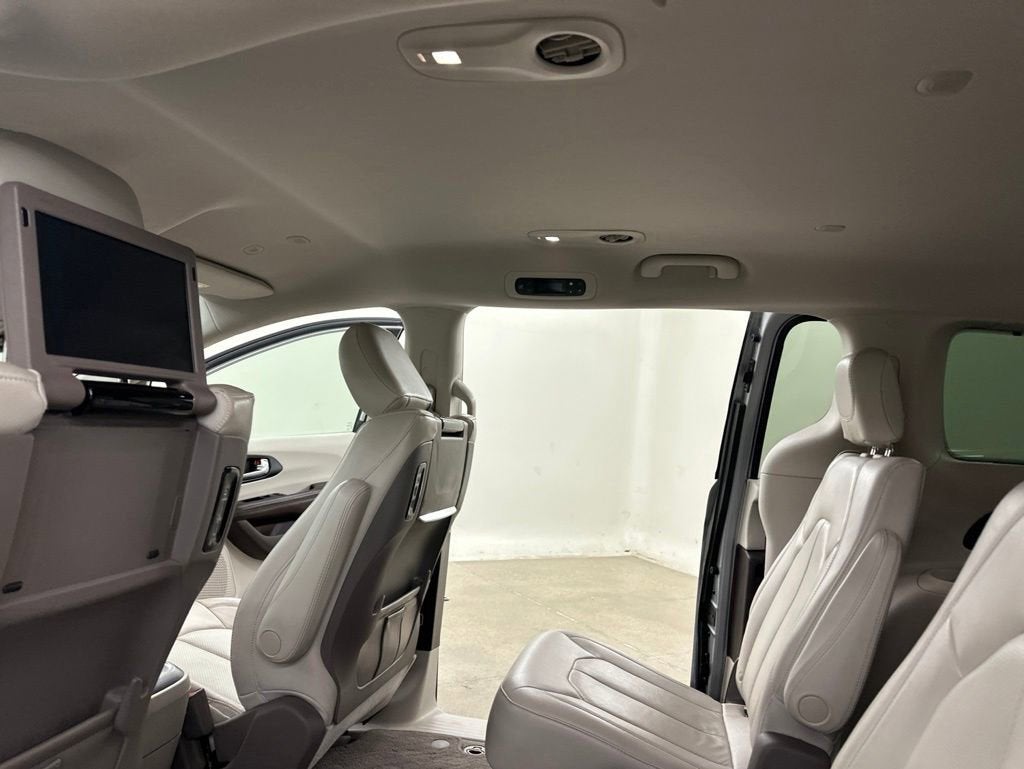 2020 Chrysler Pacifica Touring L Plus