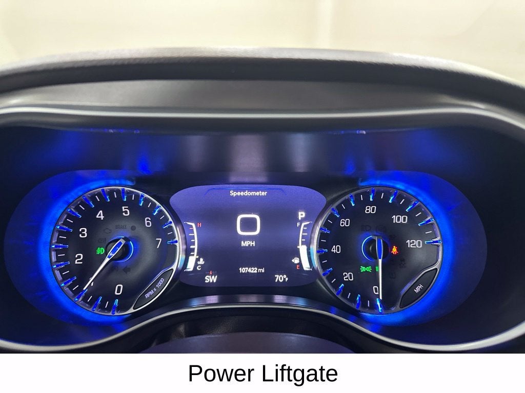2017 Chrysler Pacifica Touring-L Plus
