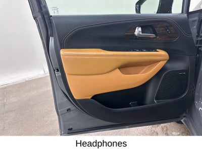 2023 Chrysler Pacifica Pinnacle