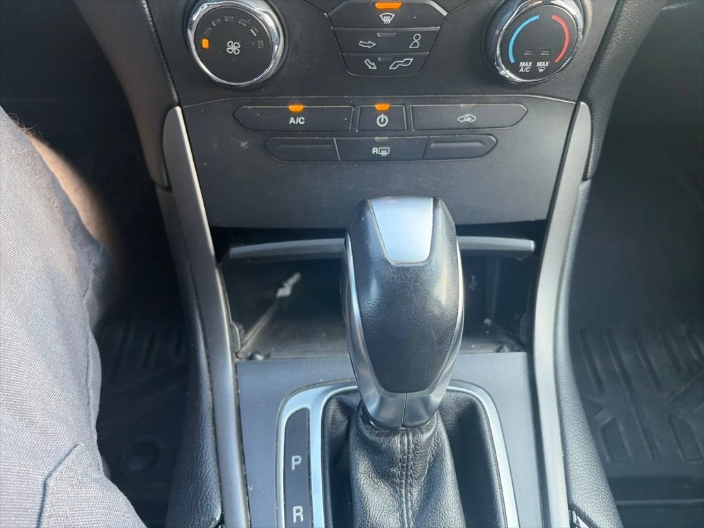 2018 Ford Edge SE