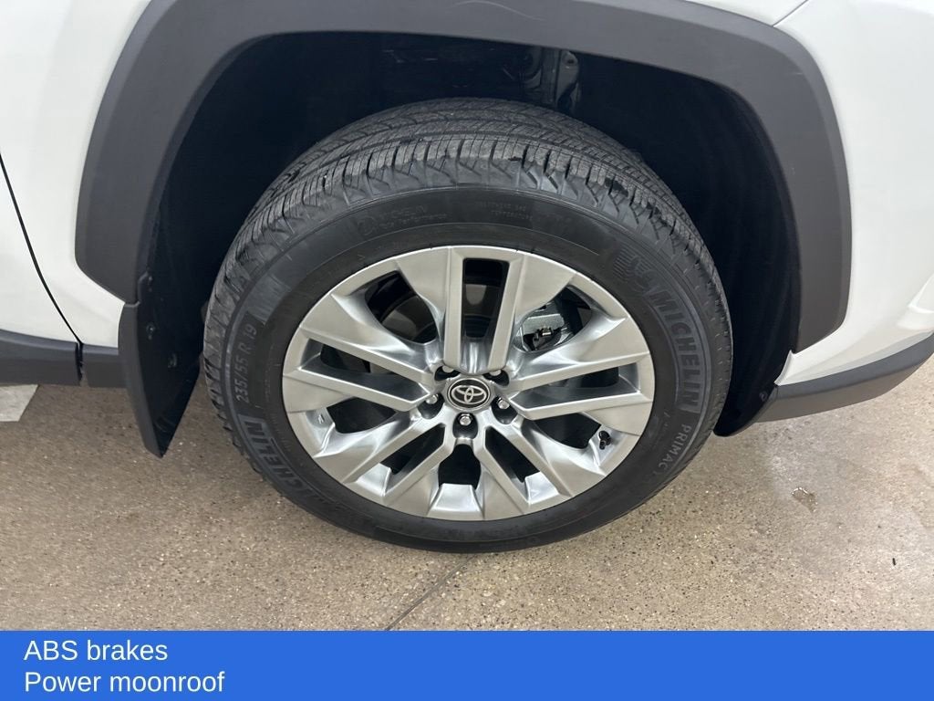 2025 Toyota RAV4 XLE Premium