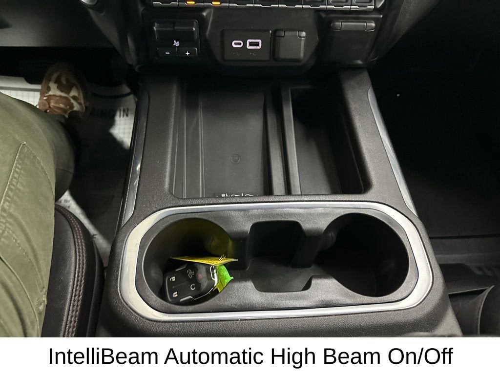 2022 GMC Sierra 1500 Limited AT4