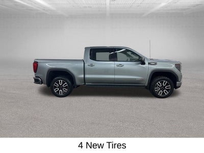 2025 GMC Sierra 1500 AT4