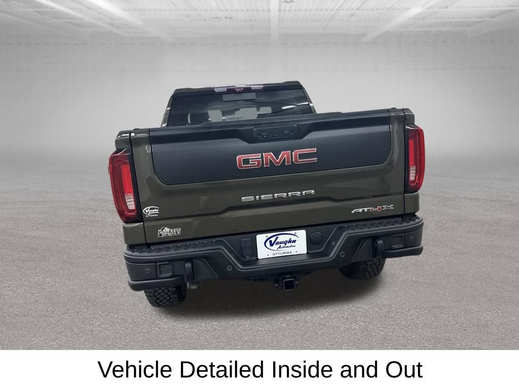 2023 GMC Sierra 1500 AT4X