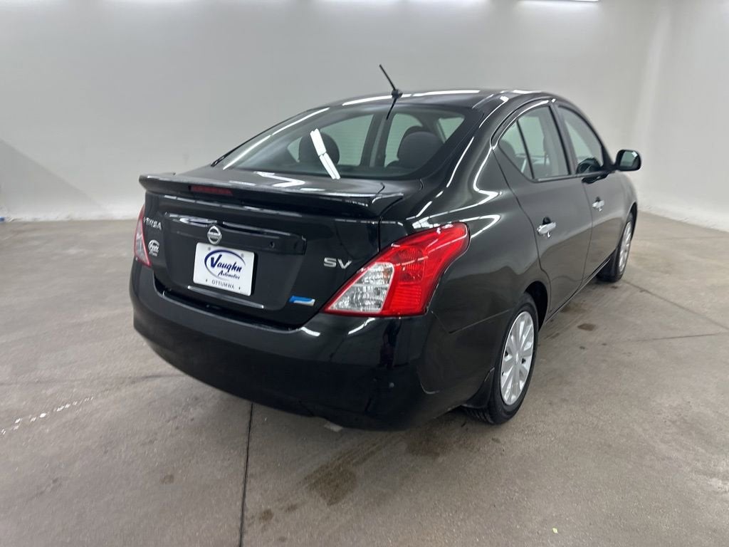 2014 Nissan Versa SV