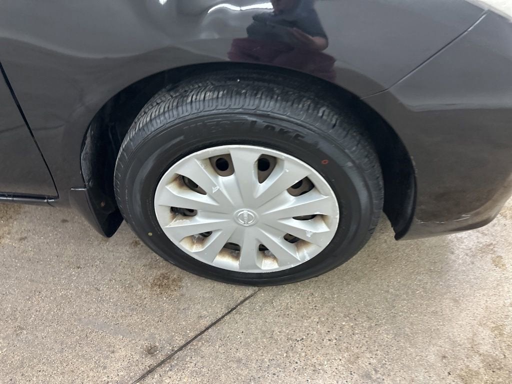 2014 Nissan Versa SV