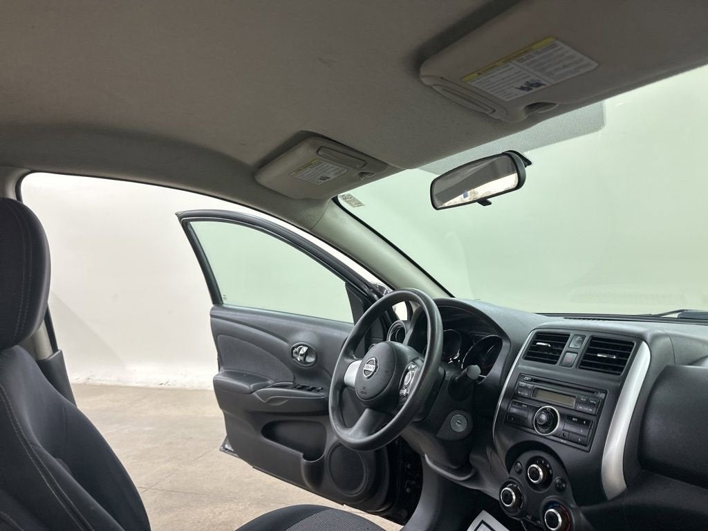 2014 Nissan Versa SV