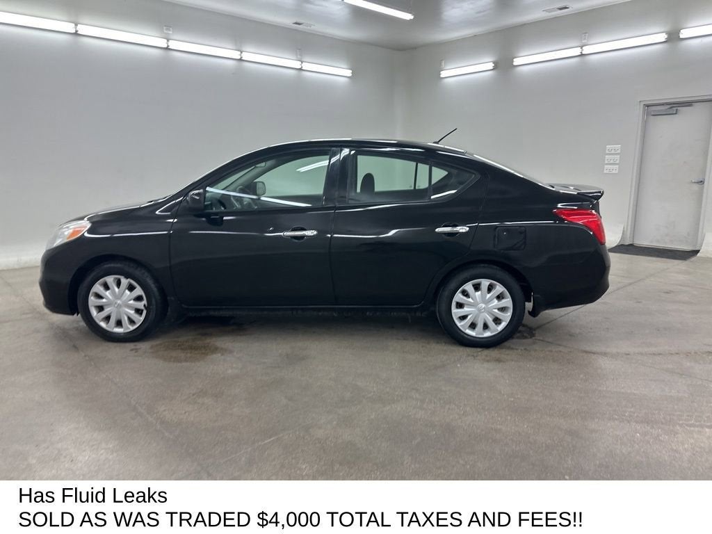 2014 Nissan Versa SV