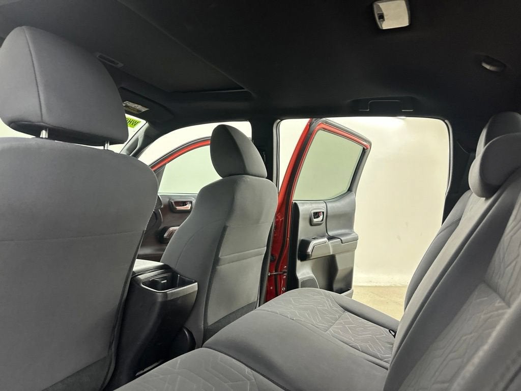 2016 Toyota Tacoma SR5