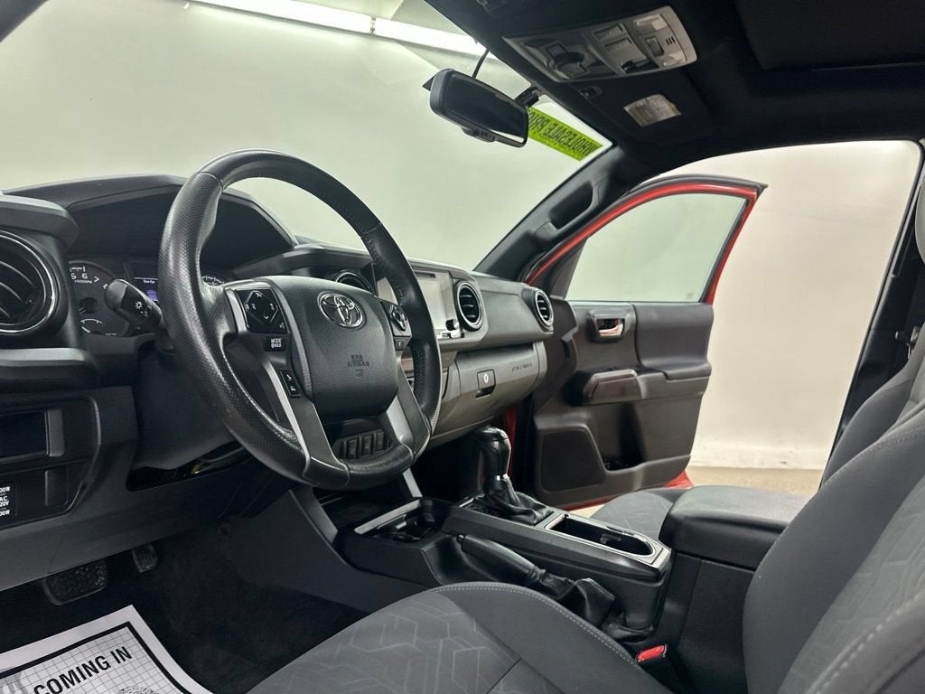2016 Toyota Tacoma SR5