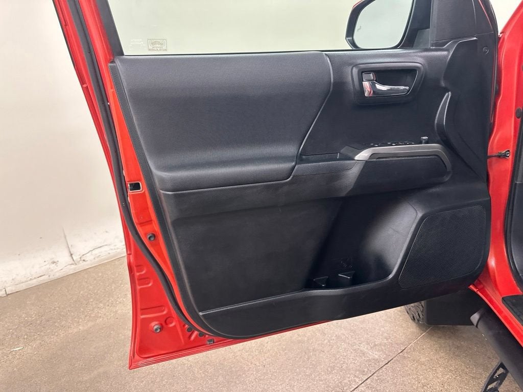 2016 Toyota Tacoma SR5