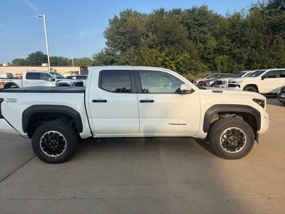 2025 Toyota Tacoma 4WD TRD Sport Hybrid