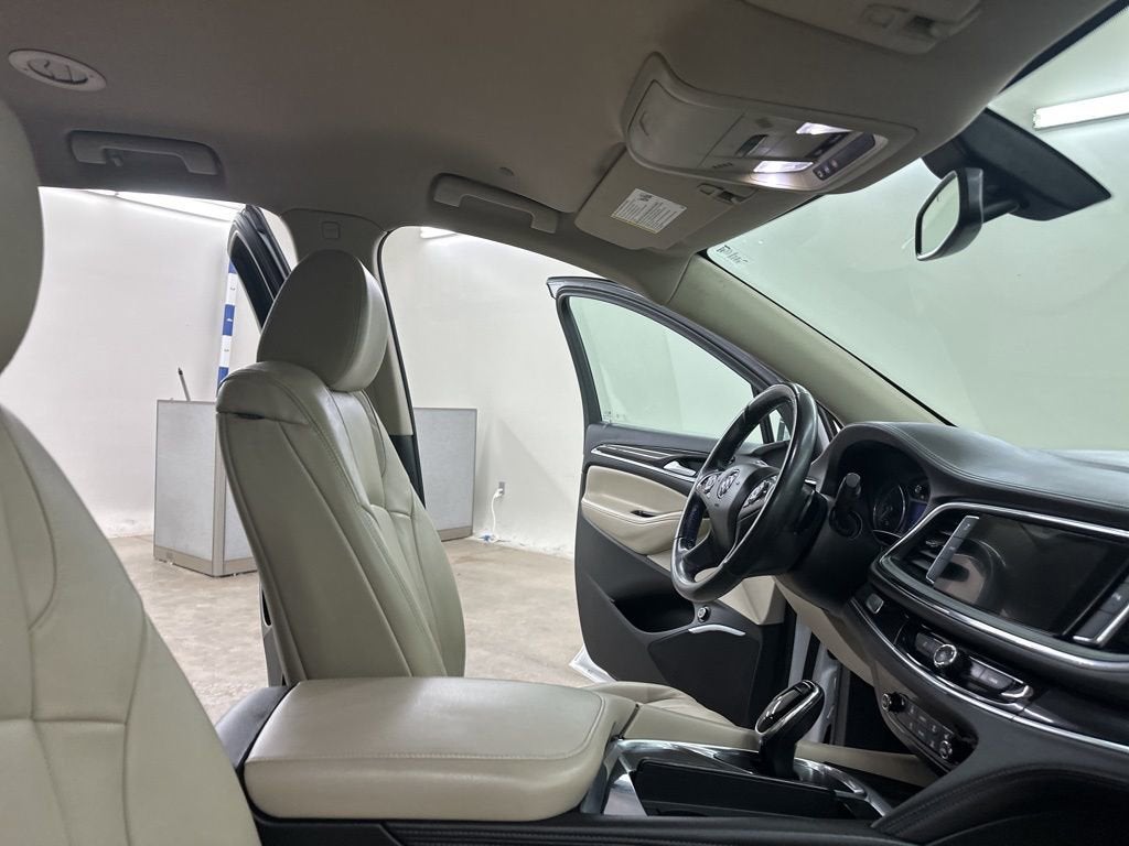 2021 Buick Enclave Essence