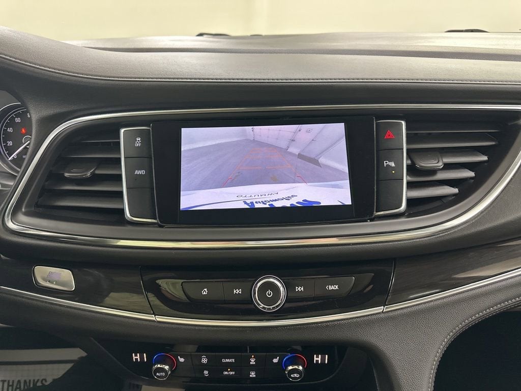 2021 Buick Enclave Essence