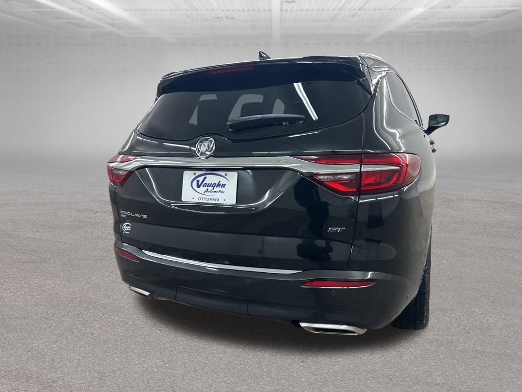 2020 Buick Enclave Essence