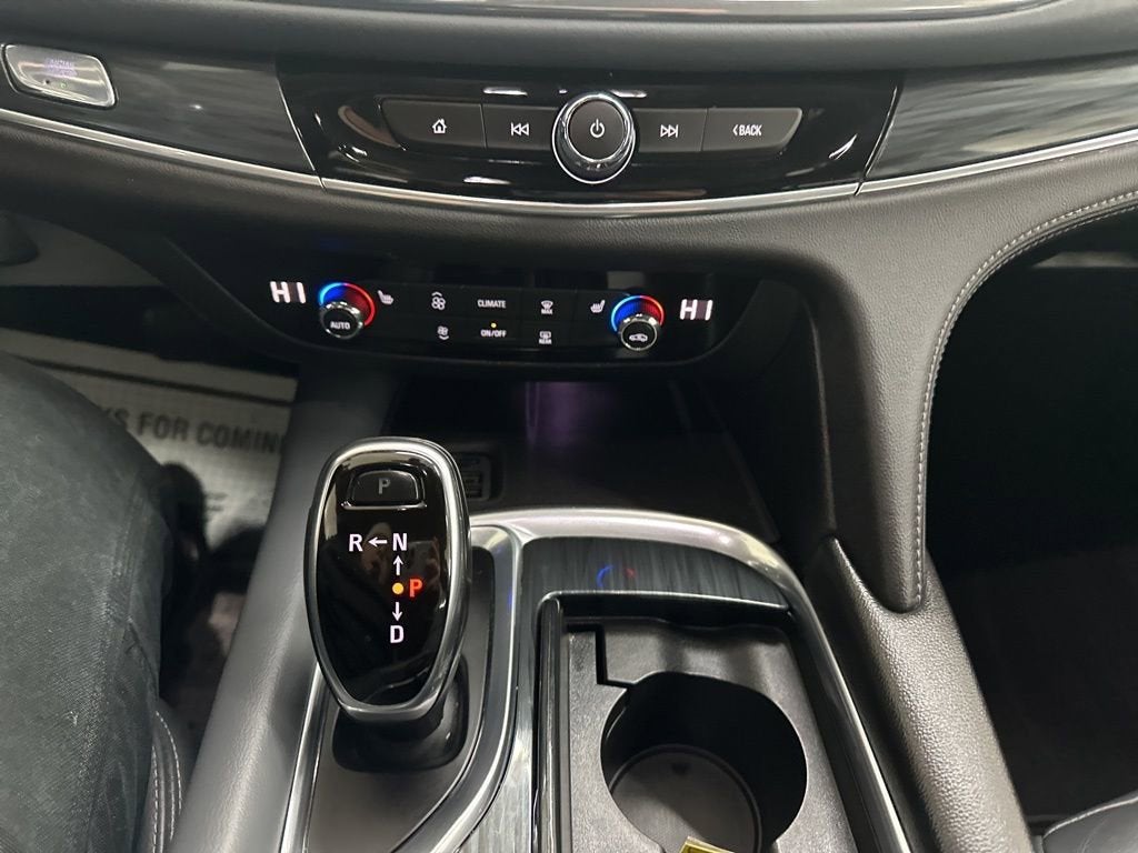 2020 Buick Enclave Essence