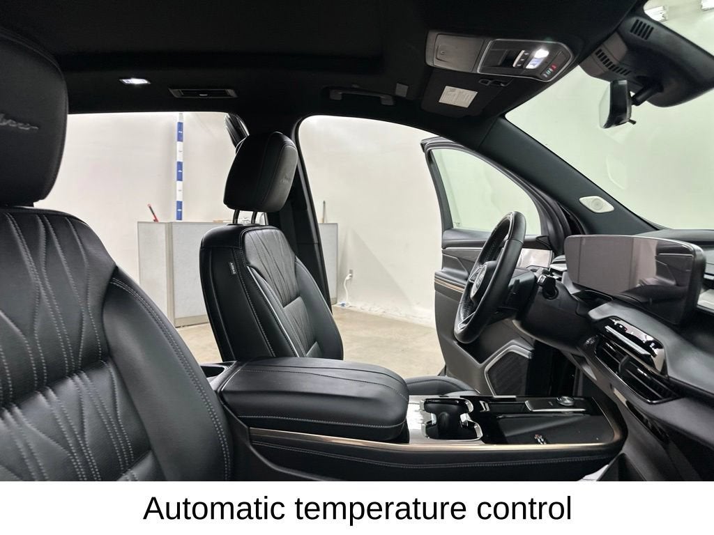 2025 Buick Enclave Avenir
