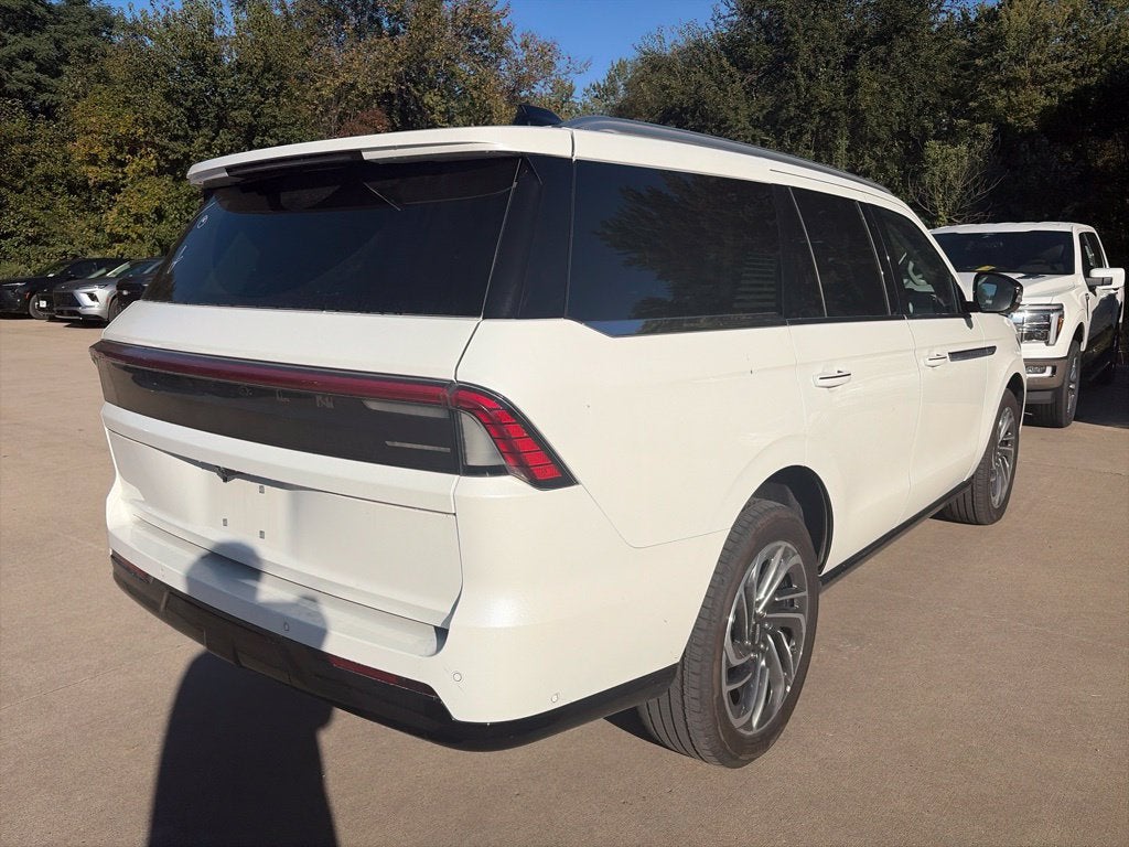 2025 Lincoln Navigator Reserve