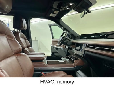2025 Lincoln Navigator Reserve