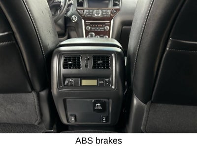 2016 Nissan Pathfinder SL
