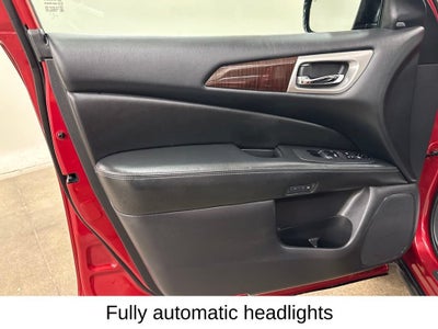 2016 Nissan Pathfinder SL