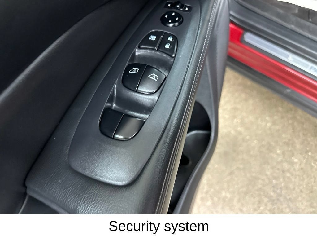 2016 Nissan Pathfinder SL